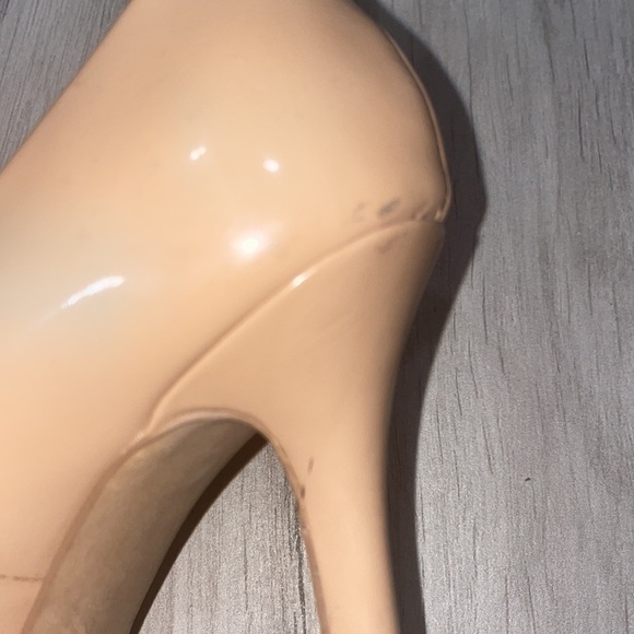 Jessica Simpson Patent and leather Tan heels - Picture 7 of 8